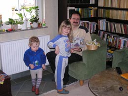 Ostermorgen. Eier suchen und überraschungen ...