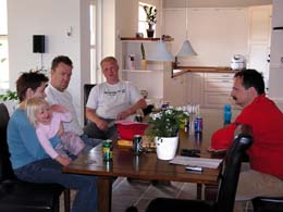Ein schönes Maiwochenende in Dänemark, Freunde vonCharlotte und Lars